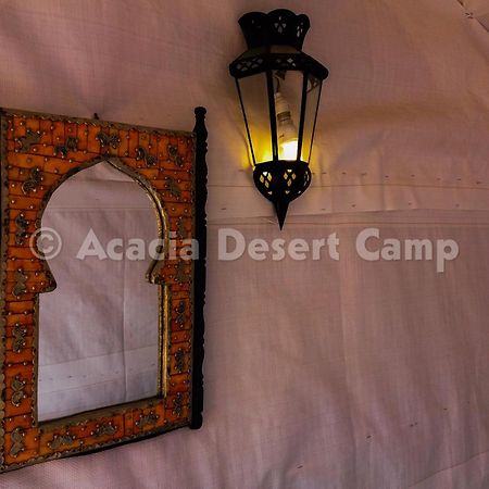 Acacia Desert Camp Hotel Мерцуга Екстериор снимка
