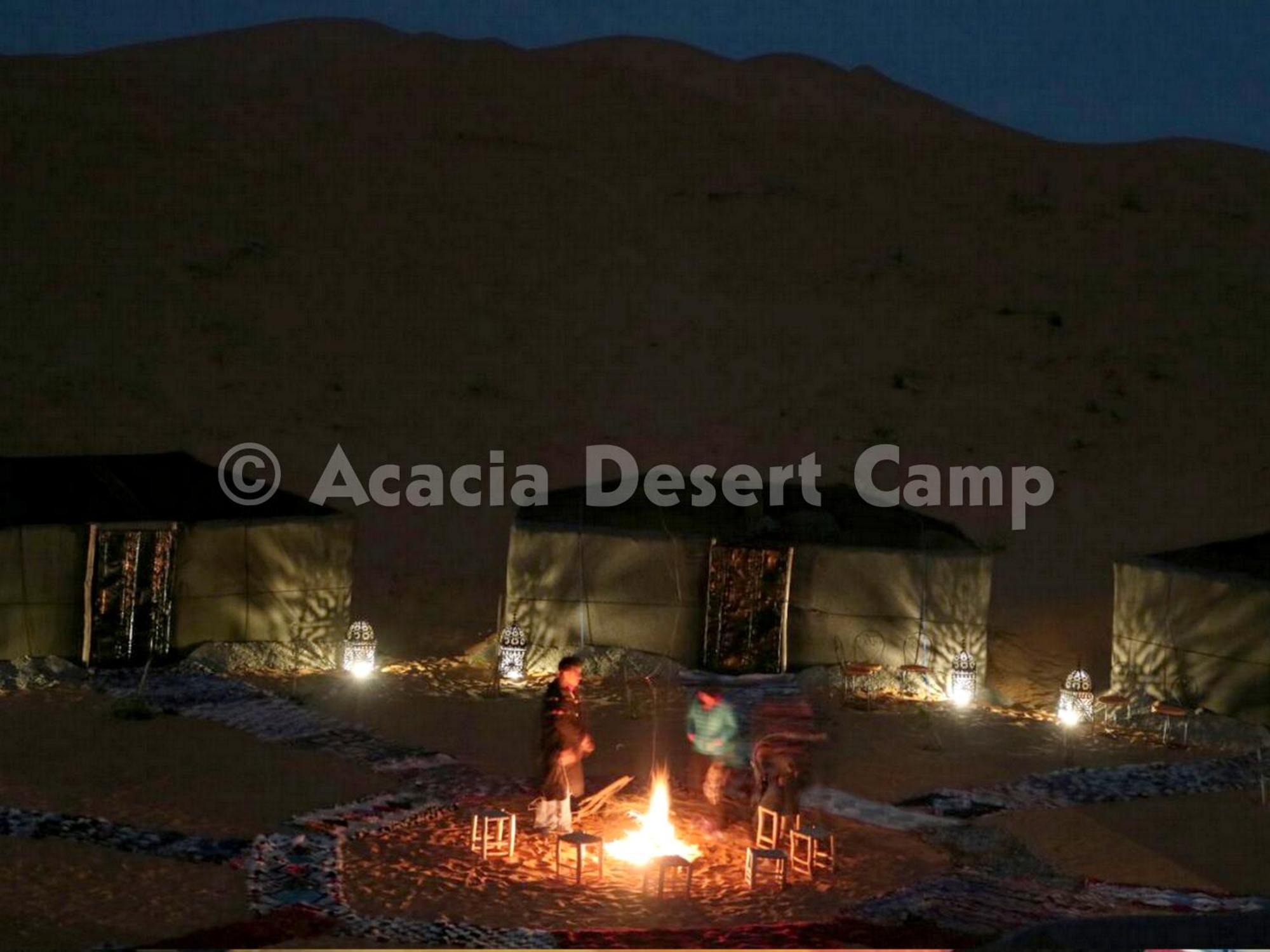 Acacia Desert Camp Hotel Мерцуга Екстериор снимка