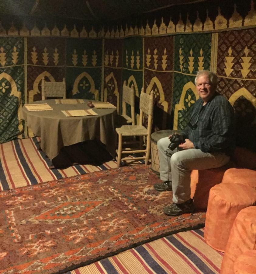 Acacia Desert Camp Hotel Мерцуга Екстериор снимка